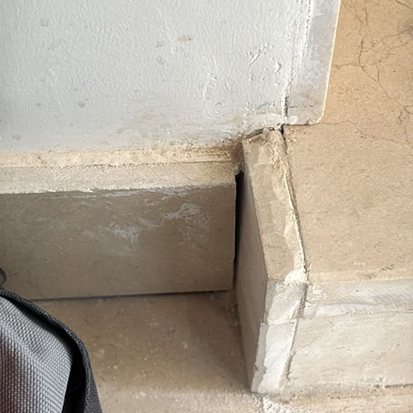 تعبئة الفواصل بين البلاط (روبة)